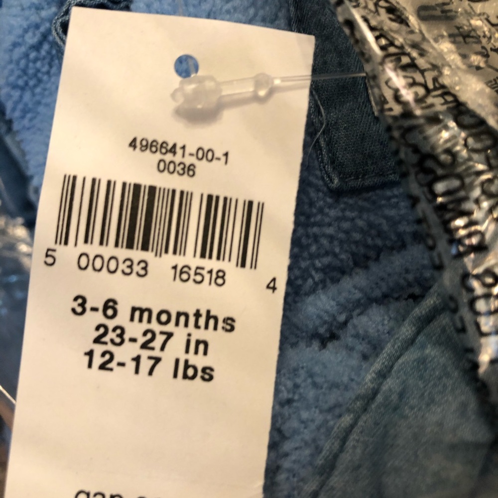 Baby Gap Bundler: 3-6 months - Picture 6 of 8
